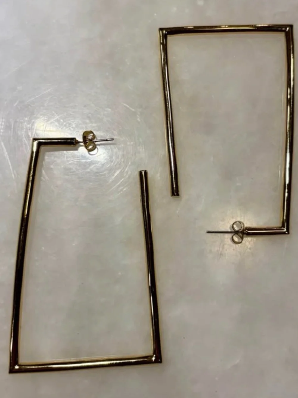 N/A geometric hoop